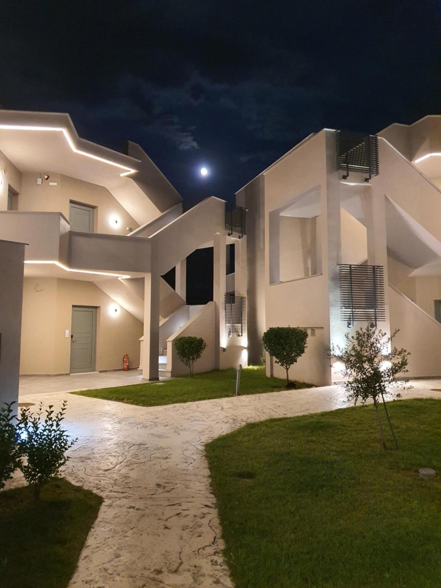Olympus Pantheon Luxury Rooms Plaka Litochorou Exterior photo
